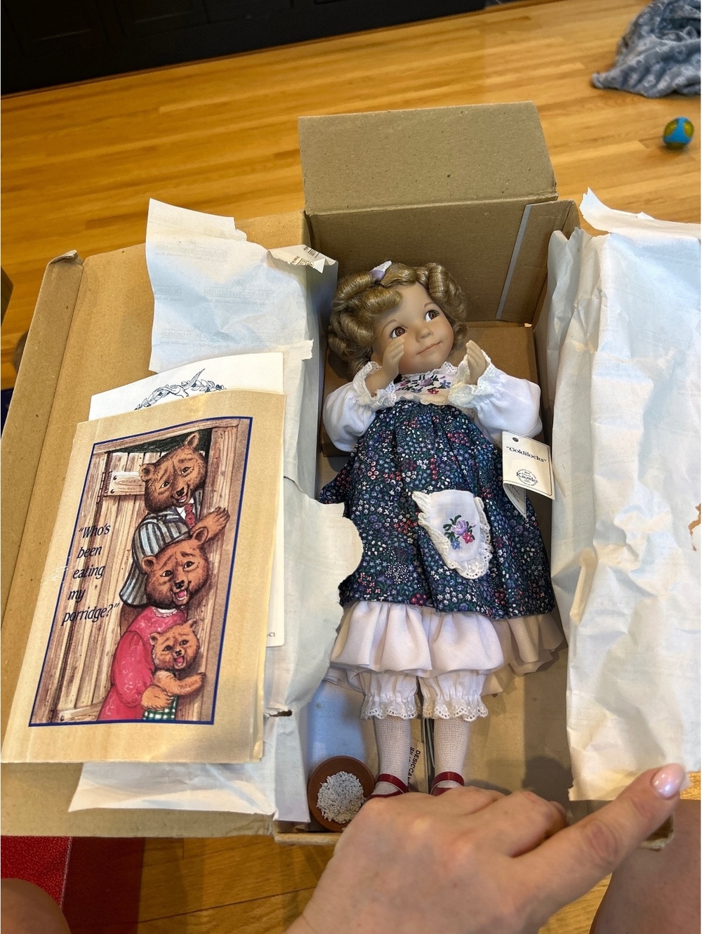 1989 Edwin Knowles Diana Effner Porcelain Doll Goldilocks Fairy Tale